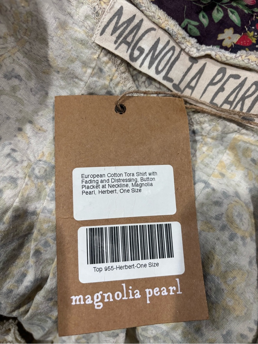 Magnolia Pearl Tora Shirt in Cream and Muted Floral
